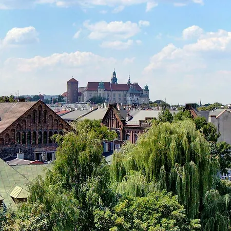 With Beautiful View In Jewish District Krakkó